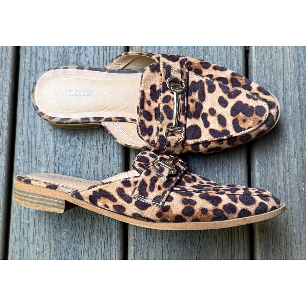 TORRID Sz 9.5W WIDE Faux Suede Loafer Mule Slip on Flats